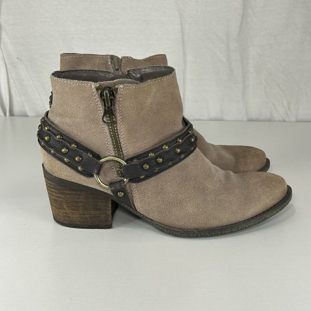 Crown Vintage Wendy Taupe Suede‎ Studded Harness Ankle Boots Womens Size 8 Moto